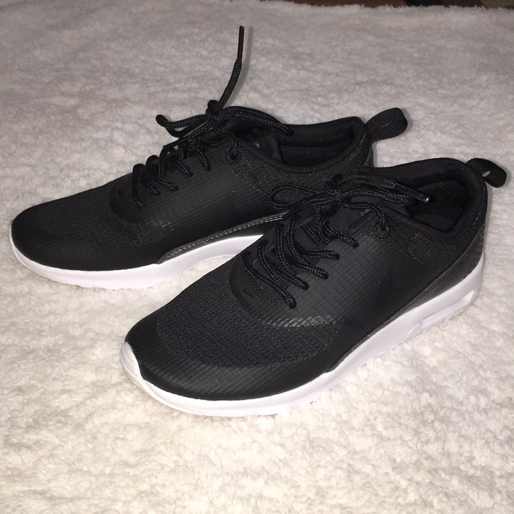 Nike• Air Max Thea